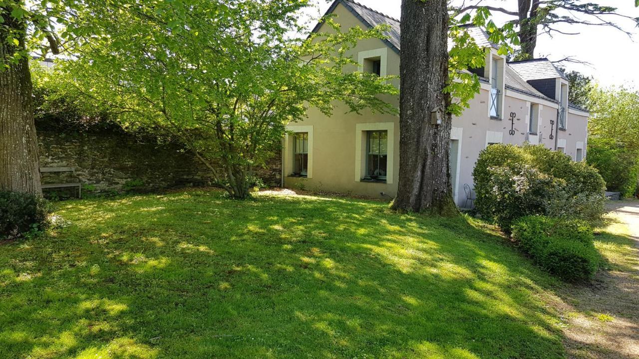 Brissac-Quince La Demeure Du Goupil Bed & Breakfast エクステリア 写真